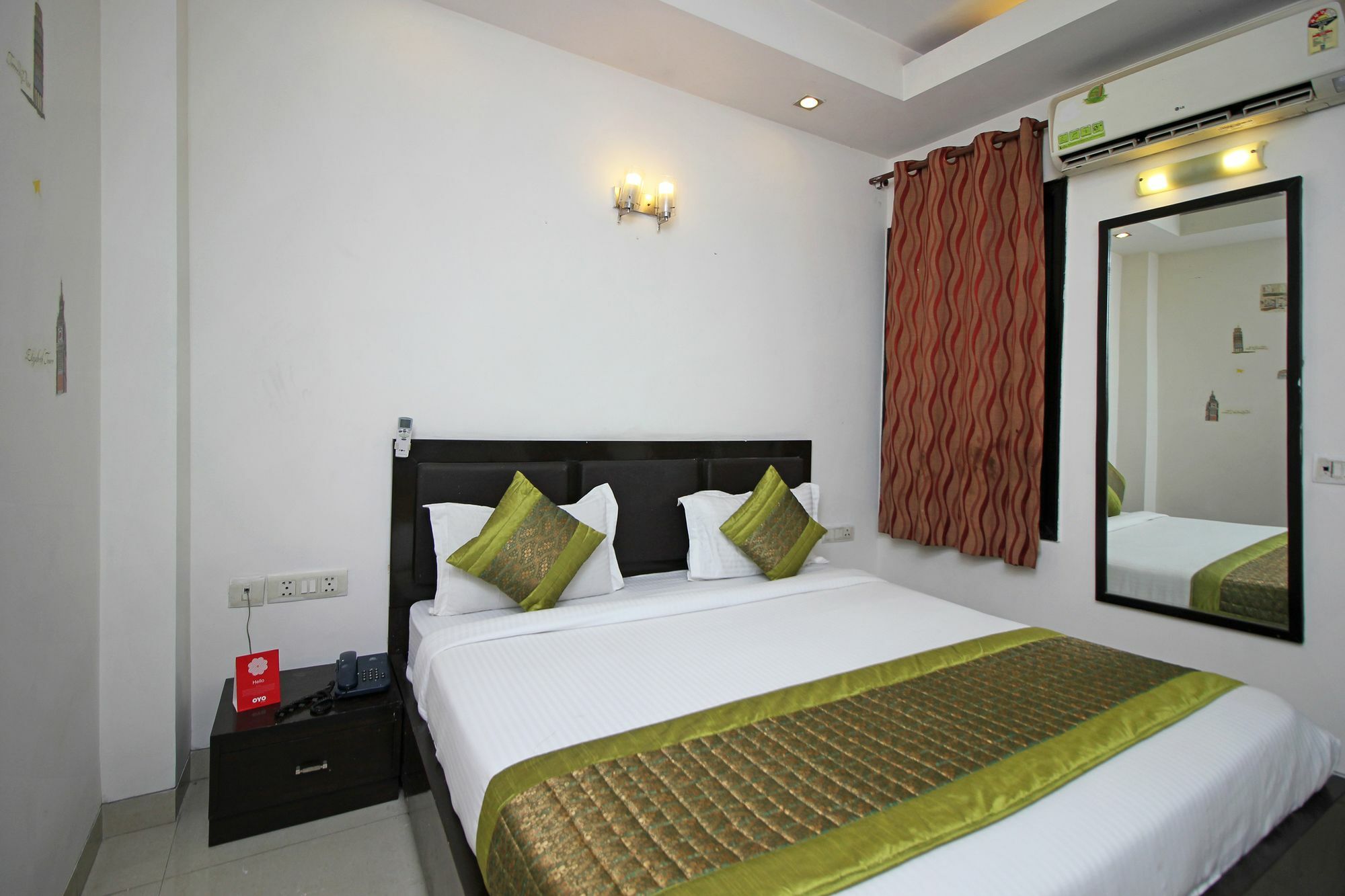 Oyo 9030 Hotel Delhi Airport Plaza Нью-Дели Экстерьер фото