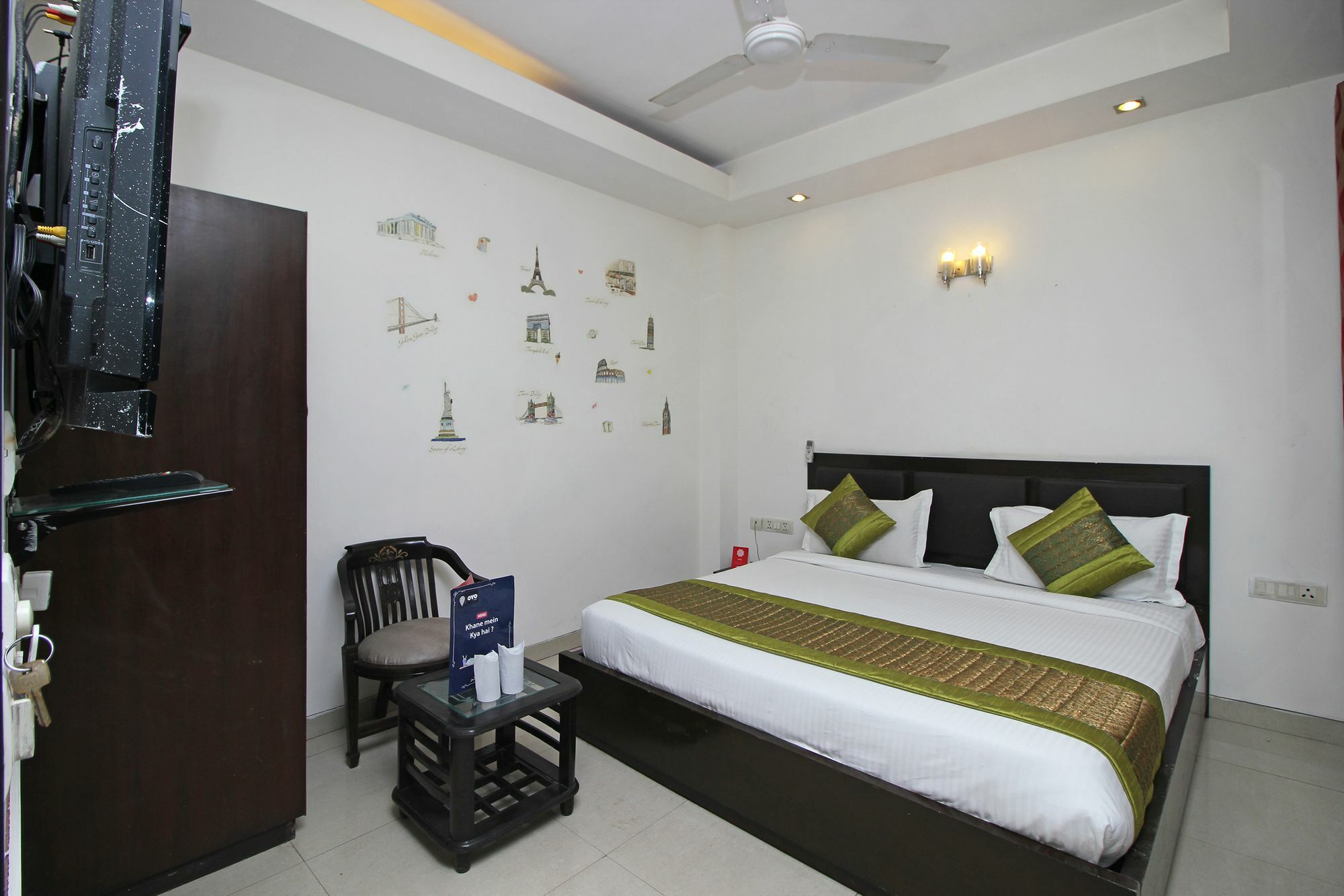 Oyo 9030 Hotel Delhi Airport Plaza Нью-Дели Экстерьер фото